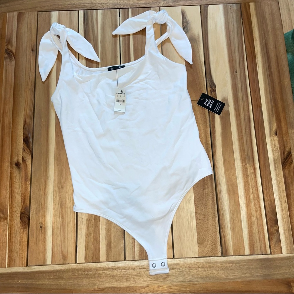 NWT Express body suit size medium